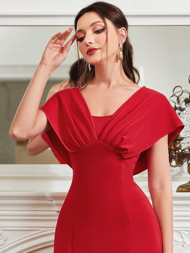 STUNNING RED EVENING GOWN