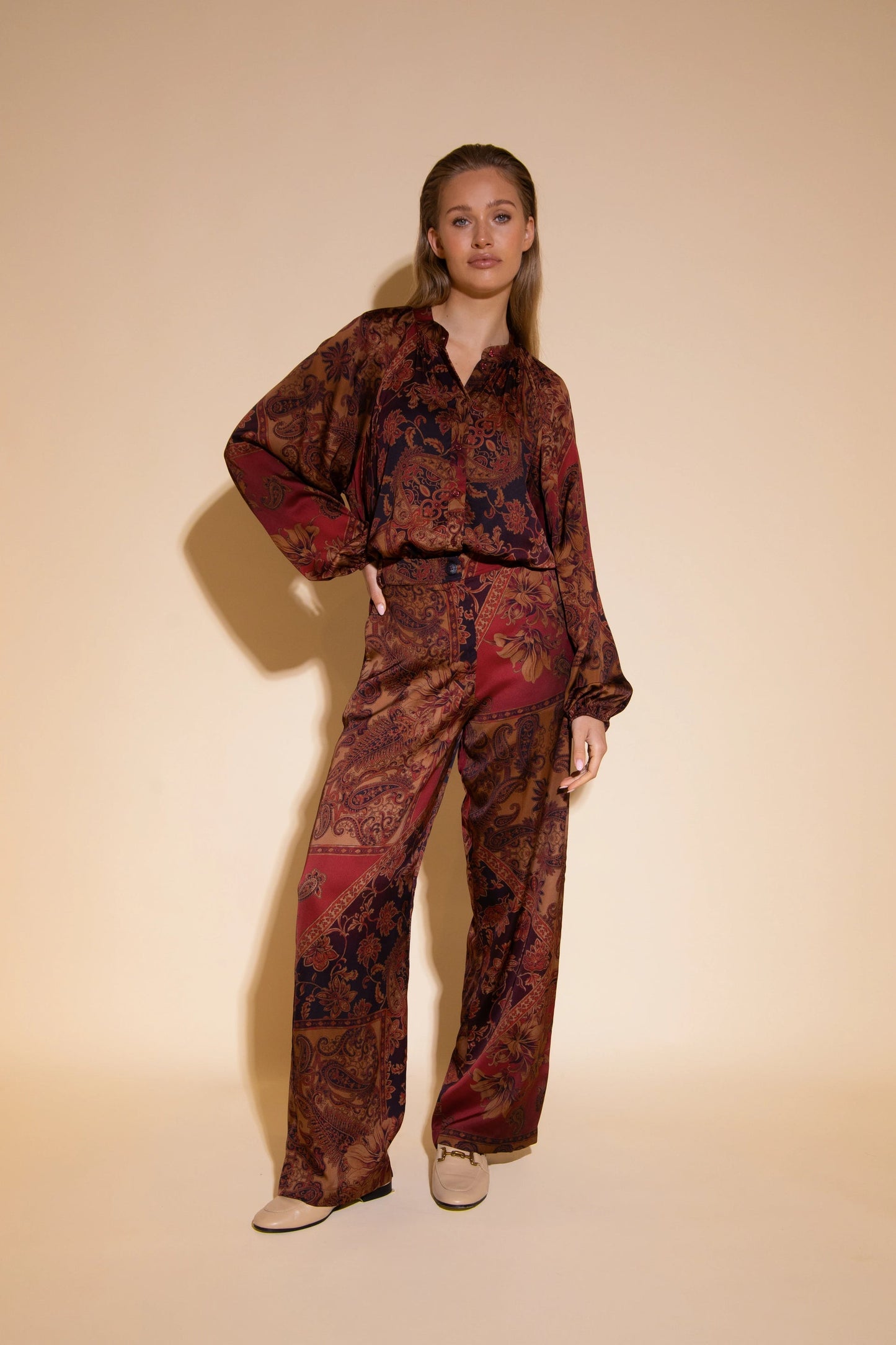 BEUTIFULL FLORAL PRINTED SHIRT